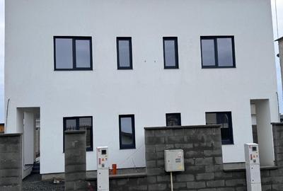 1/2 duplex de vânzarea direct proprietar - 2