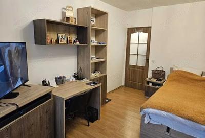 Garsonieră semidecomandată în Brâncoveanu