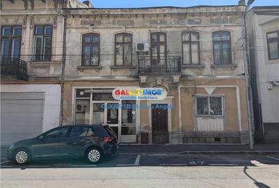 Unirii vila S+P+1 , spațiu comercial la parter,SU 206mp teren 293mp - 1