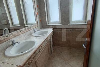 Casă cu 5 camere cu Teren 600 Mp în Ultracentral - 8