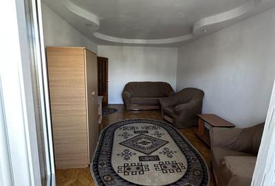 Apartament cu 2 camere decomandat în Piața Centrală - 4