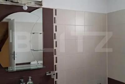 Casă cu 3 camere cu Teren 240 Mp în Central - 1
