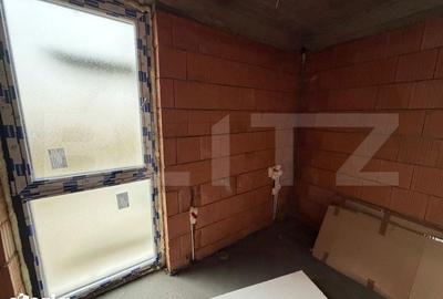 Apartament cu 4 camere în Central - 1