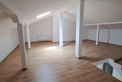 Casă cu 4 camere în Roșu - 1