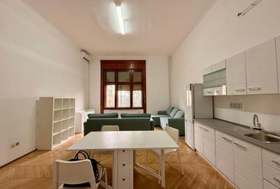 Apartament spațios 4 camere,  Piata Victoriei - 15