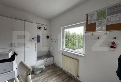 Casă cu 5 camere cu Teren 250 Mp în Central - 2