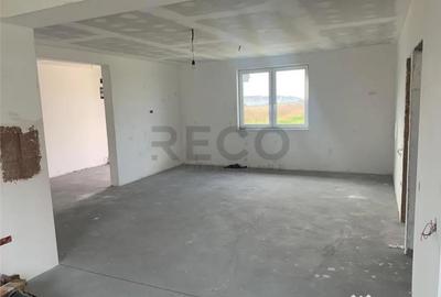 Casă cu 3 camere cu Teren 507 Mp în Nojorid - 3