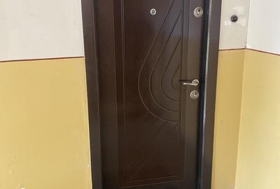 Pitesti, Exercitiu, langa liceul Ion Barbu - 3