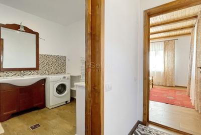 Complex de 3 case pe 18000 mp teren - 36