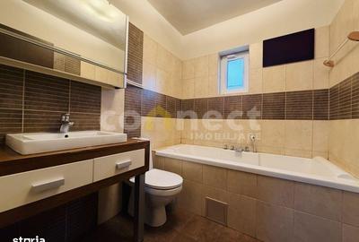 Casă cu 4 camere cu Canalizare în Florești