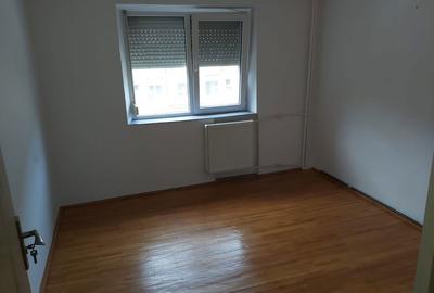 Apartament cu 3 camere în Calea Aradului - 2