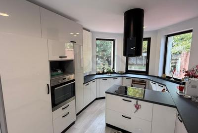 Casă individuală cu 4 camere cu Piscina în Central - 11