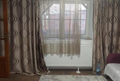 Casă cu 5 camere cu Teren 500 Mp în Sânnicolau Mic - 2