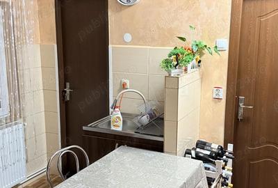 Garsonieră decomandată în Central