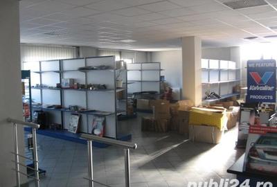 Spațiu comercial, de 210 mp, în Central - 1