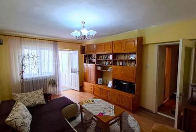 Apartament cu 3 camere decomandat în Central - 10