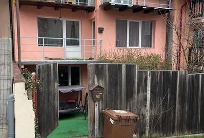 Casă cu 6 camere cu Teren 284 Mp în Poiana - 5