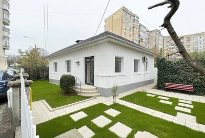 Casă individuală cu 5 camere cu Canalizare în Central - 1