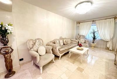 Apartament de vanzare, cu 4 camere, 90 mp, zona Racadau