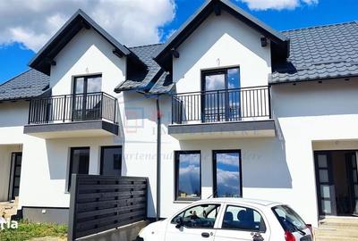 Casă cu 4 camere în Ipotești