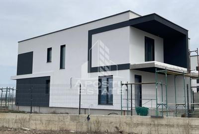 Duplex cu 4 camere în Covaci