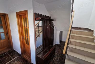 Casă cu 3 camere în Radu Negru - 1