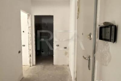 Apartament cu 4 camere decomandat în Unirii - 11