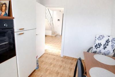 Casă cu 4 camere cu Teren 377 Mp în Traian - 3