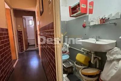 Apartament cu 3 camere decomandat în Vitan - 11