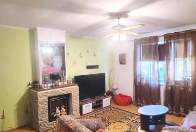 Casă individuală cu 5 camere cu Canalizare în Cetate - 2