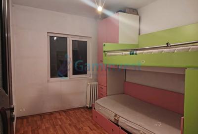 Apartament cu 3 camere semidecomandat, mobilat în Cantemir - 3