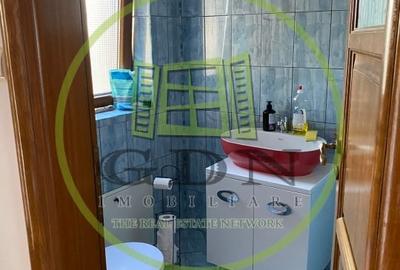 Casă individuală cu 3 camere cu Canalizare în Cristian - 9