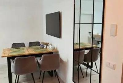 Apartament cu 3 camere decomandat în Central - 8