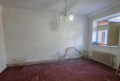 Apartament cu 4 camere semidecomandat în P-ța Ovidiu - 5