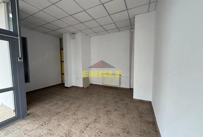 Spațiu comercial, de 20 mp, în Central