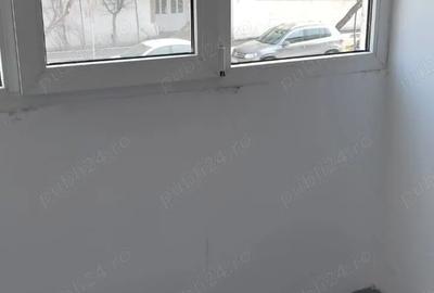 Apartament 3 camere, decomandat, CENTRALA proprie, Nemobilat - 7