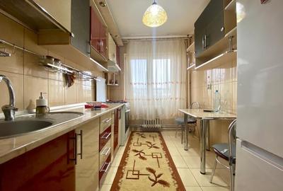 Apartament cu 2 camere semidecomandat, mobilat în Podu Roș - 3