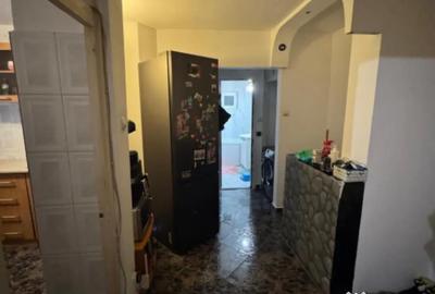 Apartament cu 2 camere semidecomandat, mobilat în George Enescu