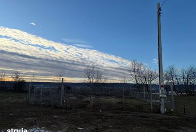 Teren de 322 mp, în Central - 3