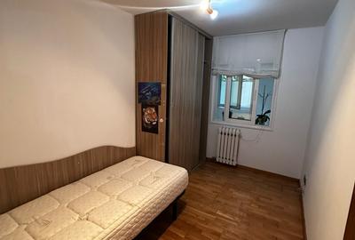 Apartament cu 3 camere decomandat, zona Nicolina - 3