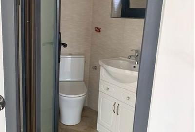 Spațiu comercial, de 100 mp, în Central