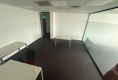 Birou, de 480 mp, în P-ța Victoriei - 2
