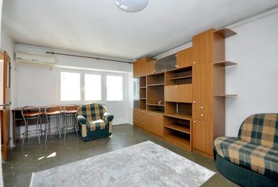 Garsonieră decomandată, mobilată în Militari