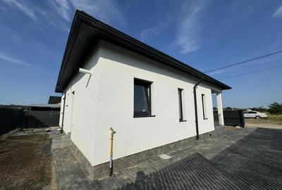 Casă cu Teren 270 Mp în Hemeiuș - 10