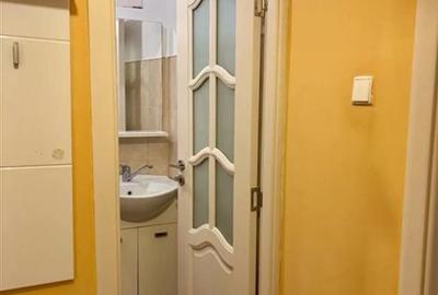 Apartament cu 3 camere decomandat, mobilat în Dâmbovița - 9