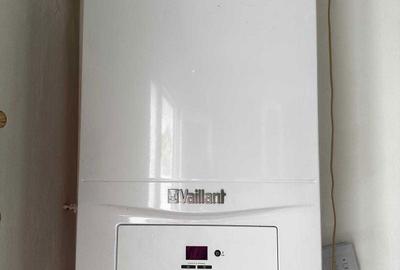 Apartament cu 3 camere decomandat în Central - 1