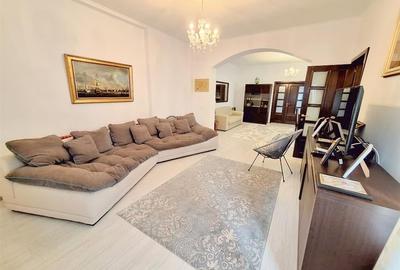 Vila eleganta ultracentrala  str. George Bacovia, Bacau