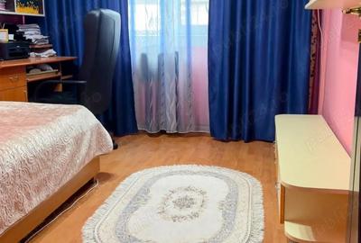Apartament cu 4 camere decomandat în Galata - 3
