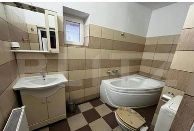 Casa de vanzare, cu 3 camere, 100 mp, zona Burdea - 4