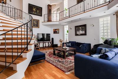 Timisoara - Girocului Vila 12 Camere 4 Bai | 497mp Utili 1373mp Teren Timisoara - Girocului Vila 12 Camere 4 Bai | 497mp Utili 1373mp Teren - 1